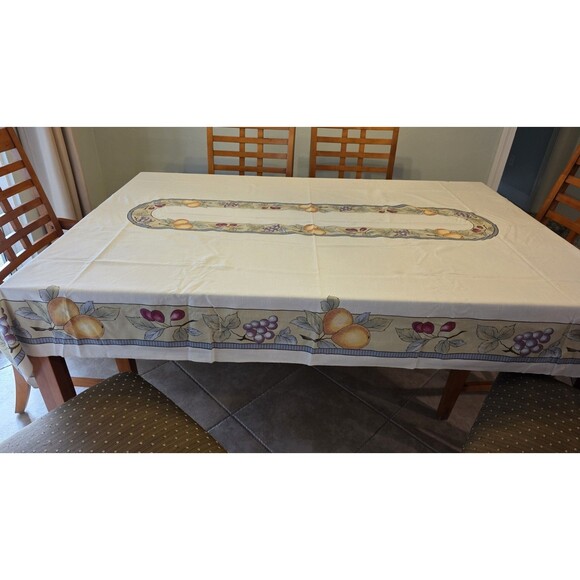 Mikasa Garden Harvest Oblong Tablecloth 62" x 102" Cloth Fabric Fruit Grape Pear - Picture 5 of 11